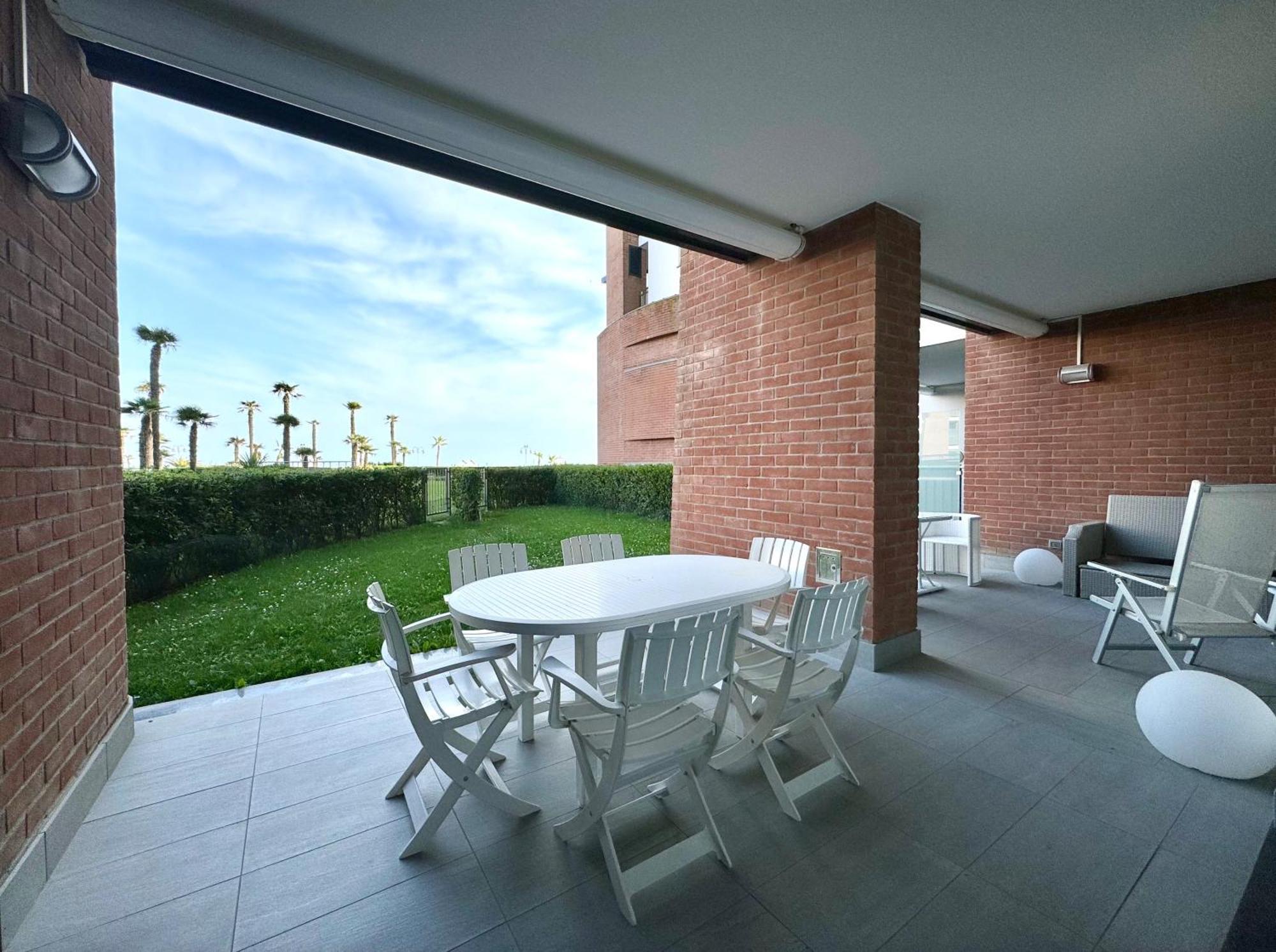 Frontemar Residenze Sul Mare - Carraro Immobiliare Jesolo - Family Apartments Esterno foto