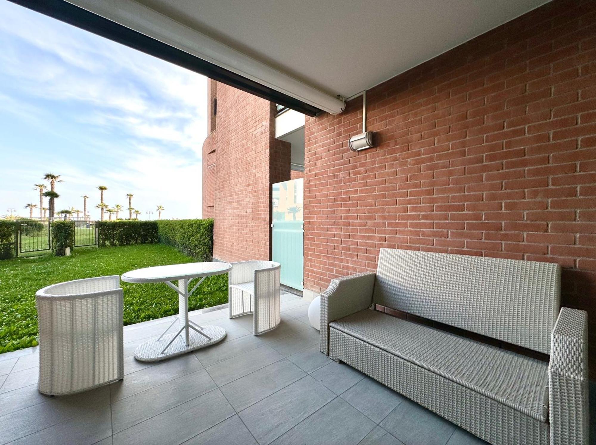 Frontemar Residenze Sul Mare - Carraro Immobiliare Jesolo - Family Apartments Esterno foto