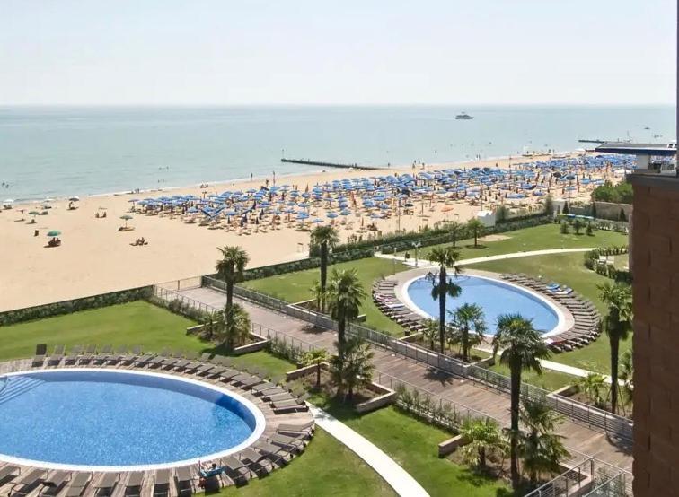 Frontemar Residenze Sul Mare - Carraro Immobiliare Jesolo - Family Apartments Esterno foto